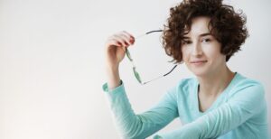 How to Match Your Contact Lenses to Your Lifestyle and Personal Style